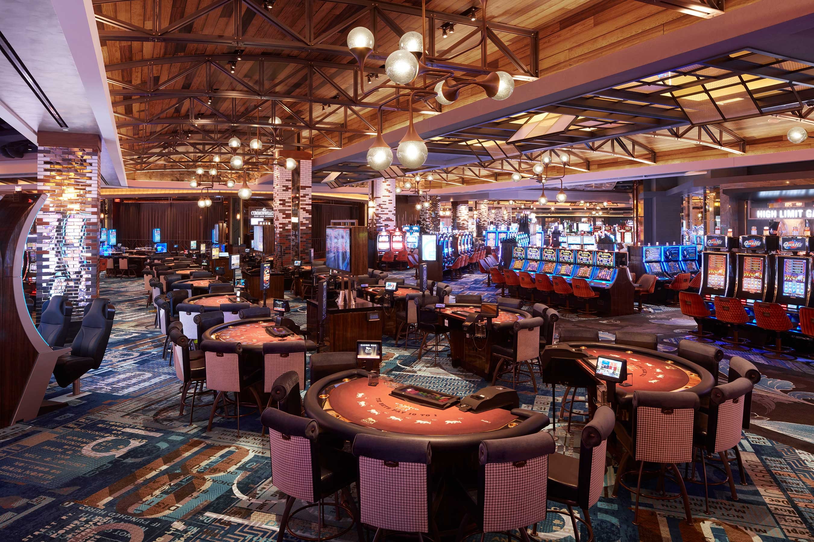 Elegant casino-minded restaurant in the heart of London 